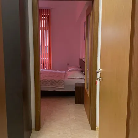 Stamopolu Parter Big Apartament *